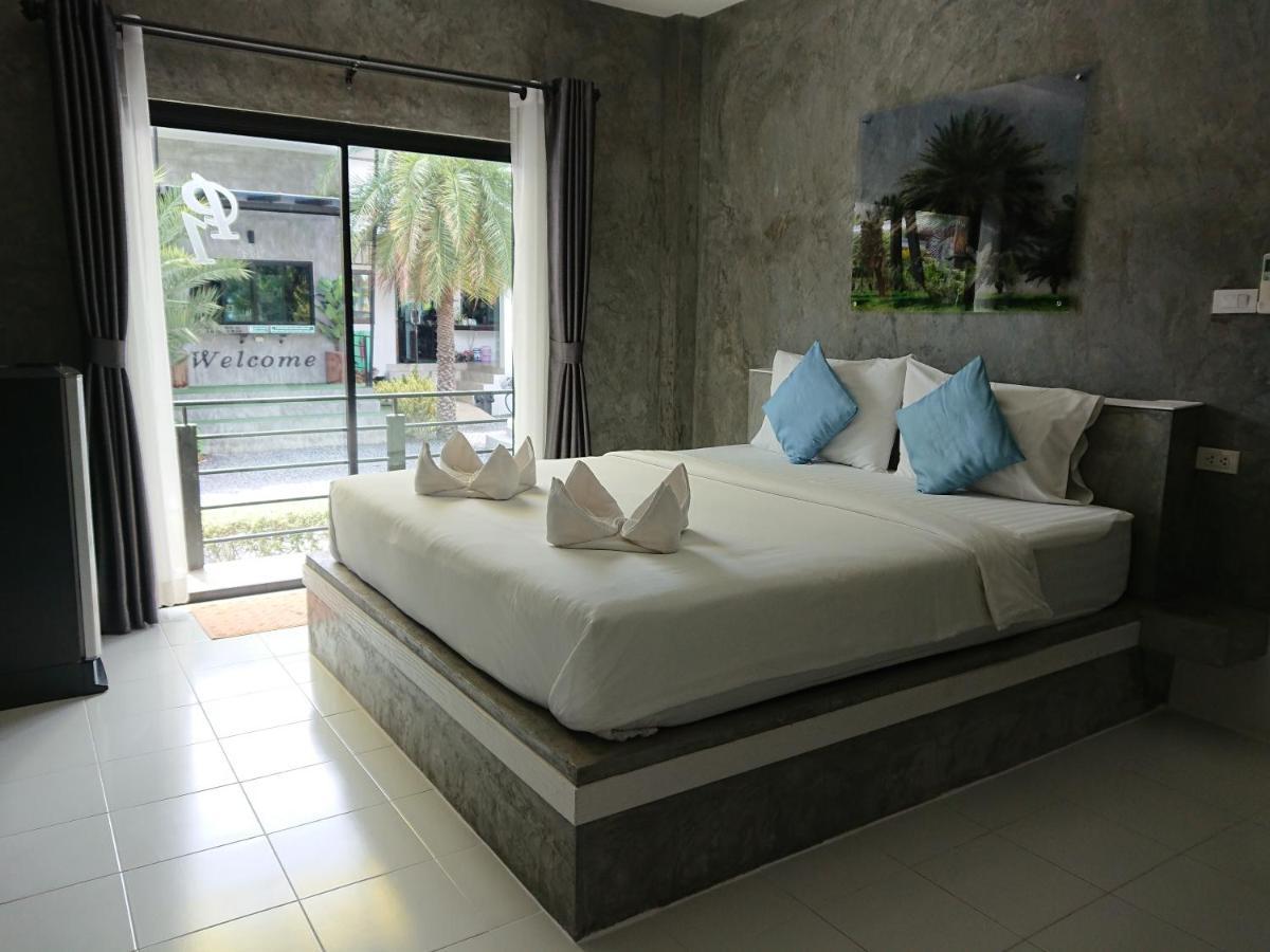 Lopburi Palm Resort Lop Buri Exterior foto