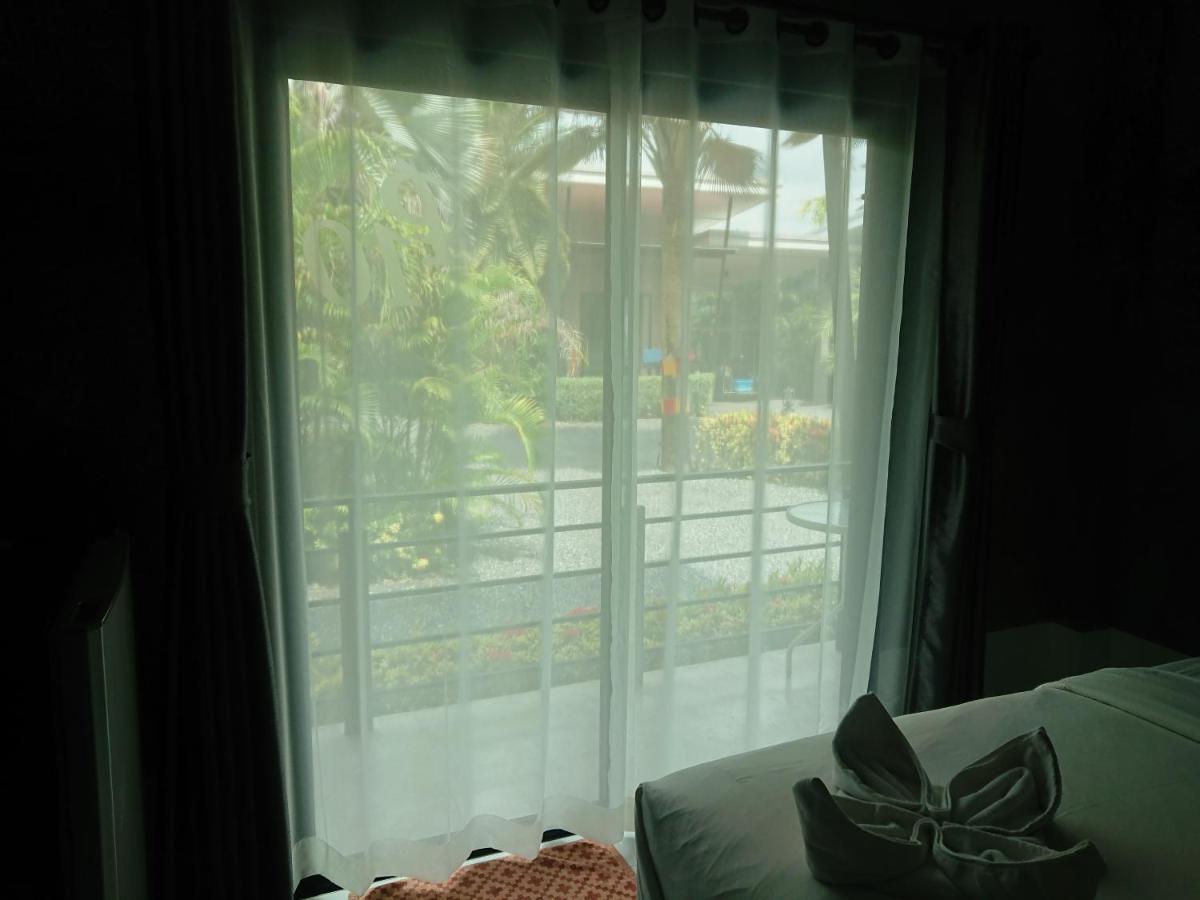 Lopburi Palm Resort Lop Buri Exterior foto
