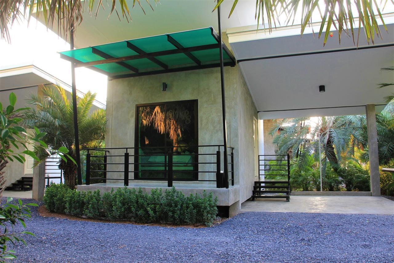 Lopburi Palm Resort Lop Buri Exterior foto
