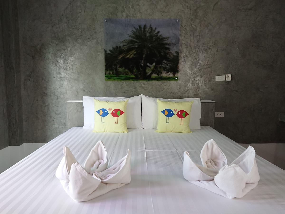 Lopburi Palm Resort Lop Buri Exterior foto
